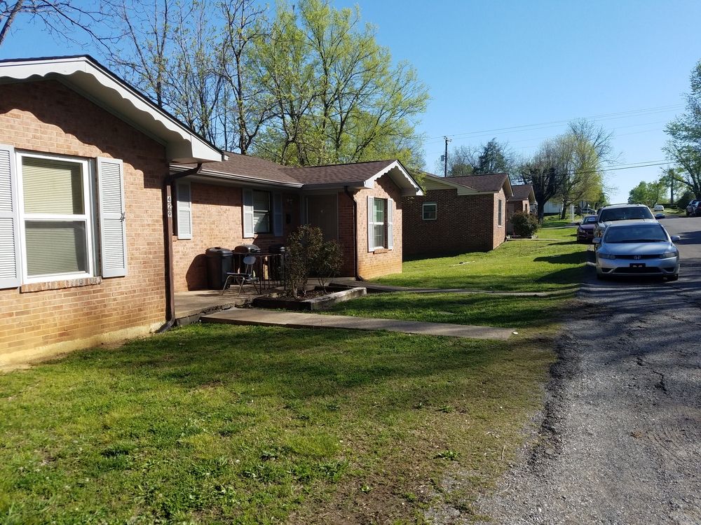 Etowah Multifamily Portfolio of 28 Units : 593 Scott Ave, Etowah, TN 37331
